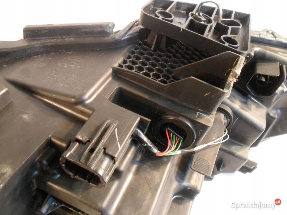 Lampa Przednia Prawa Nissan Qashqai II J11 full Nowy Tomyśl