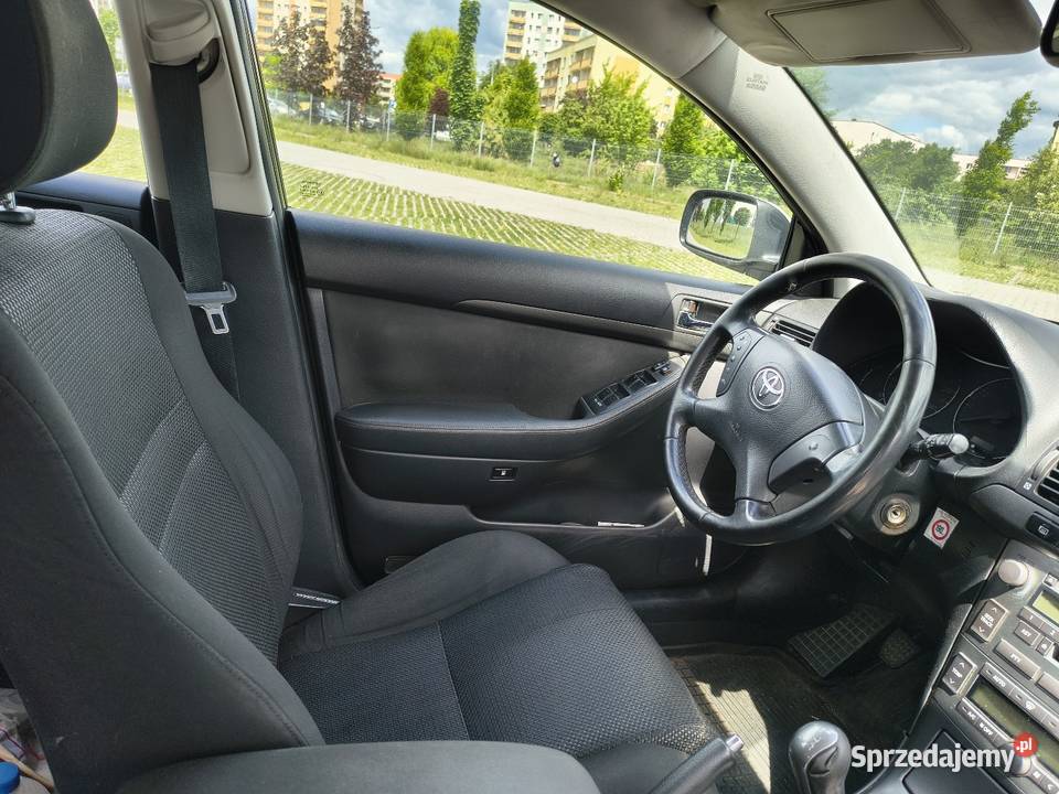 Toyota Avensis 18 LPG 299700km Samochody osobowe mazowieckie Radom