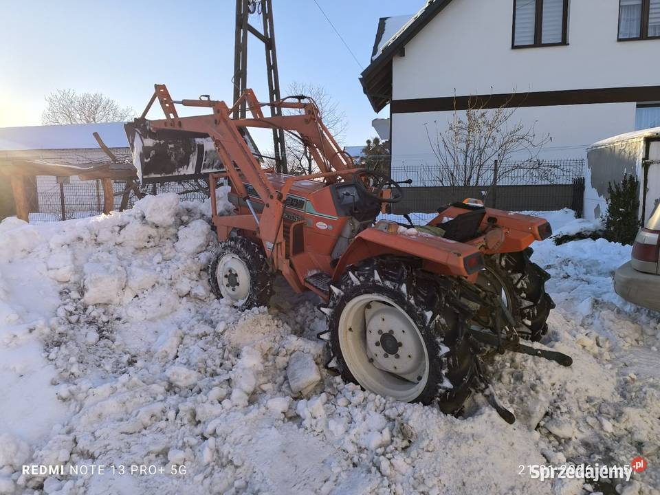 Kubota 4x4 ładowacz turłyżkaiseki Otrocz