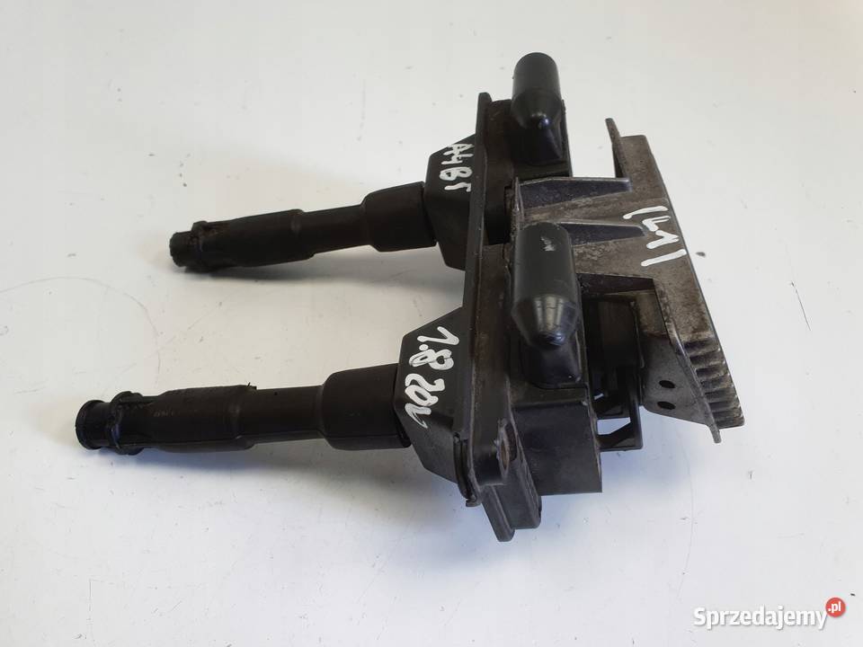 Audi A4 B5 18 20V CEWKA ZAPŁONOWA 058905105A osobowe Janów