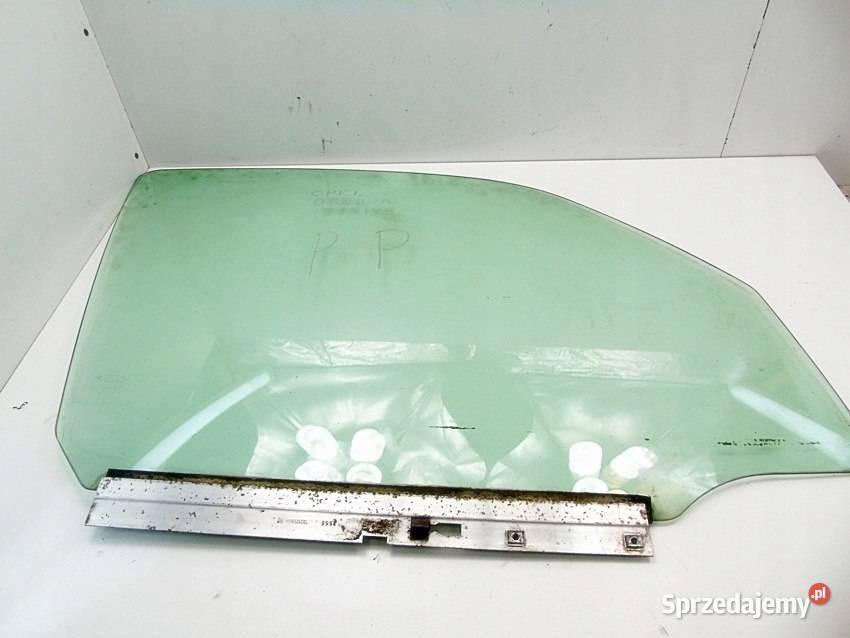 Szyba drzwi prawy przód Opel Meriva A 13205904