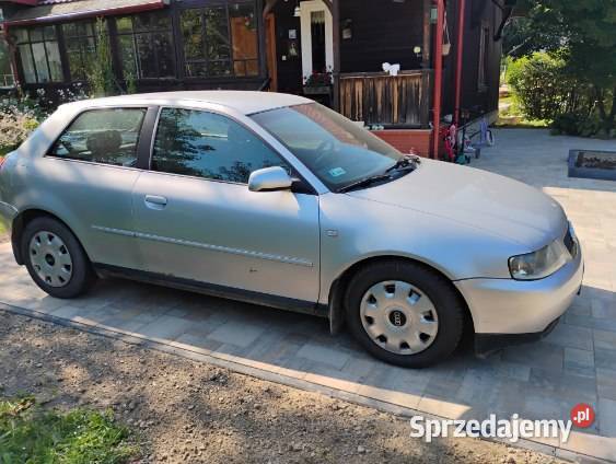 AUDI A3 16 benzyna klimatronik elszyby A3 podkarpackie Krosno