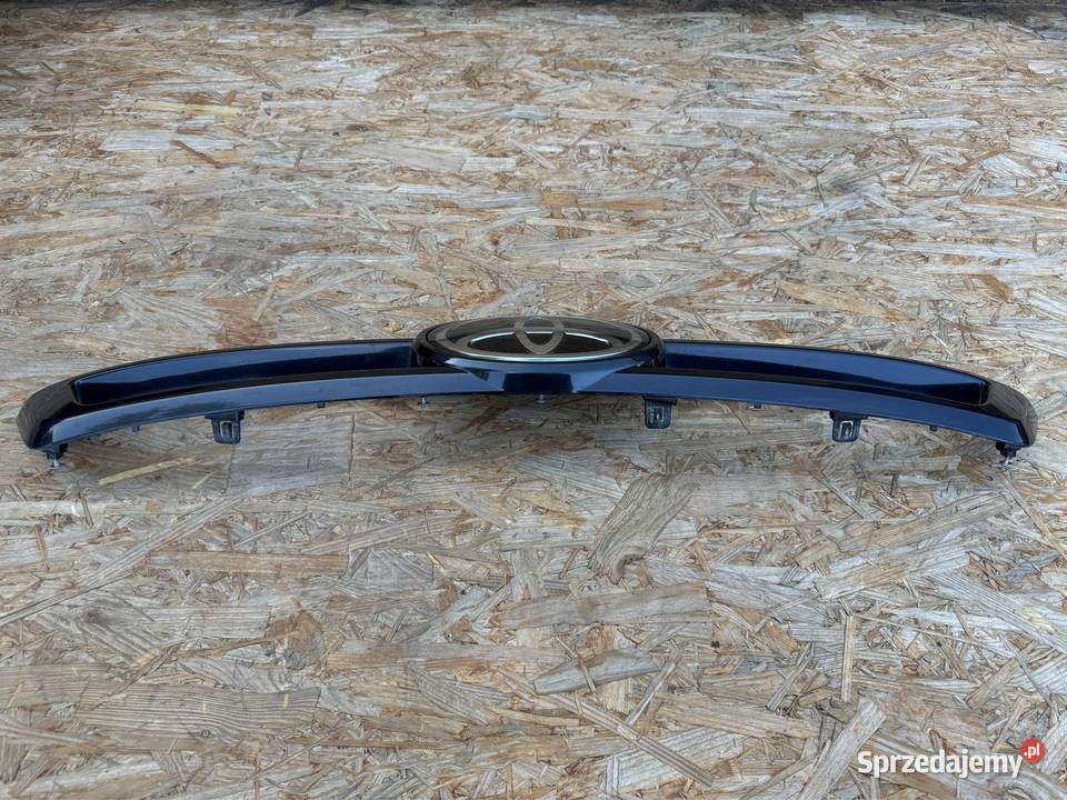 Znaczek Logo ramka listwa grilla Toyota hilux IX wielkopolskie Sieraków sprzedam