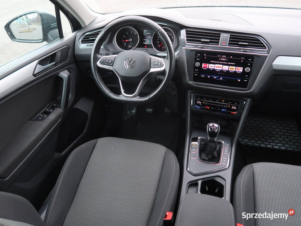 VW Tiguan 15 TSI asystent pasa ruchu Bielany Wrocławskie