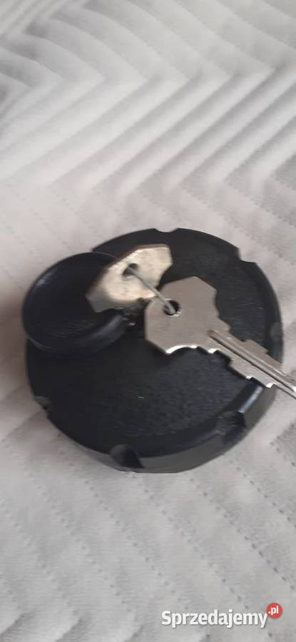korek wlewu paliwa fiat 126p