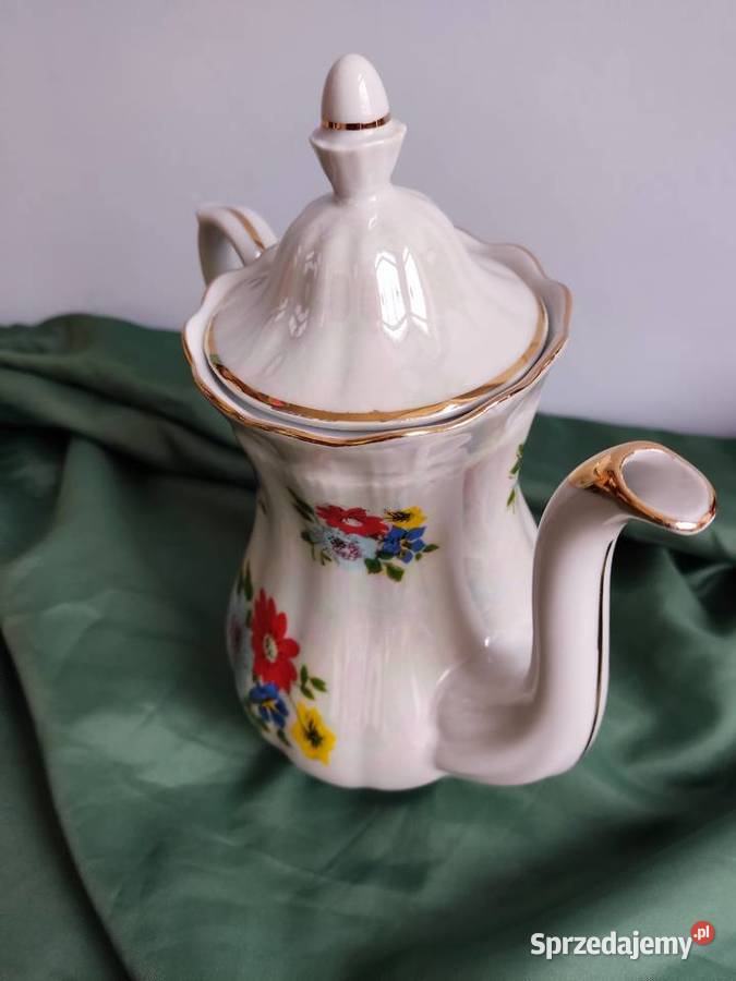 Dzbanek porcelanowy w kwiaty Wałbrzych Głuchołazy