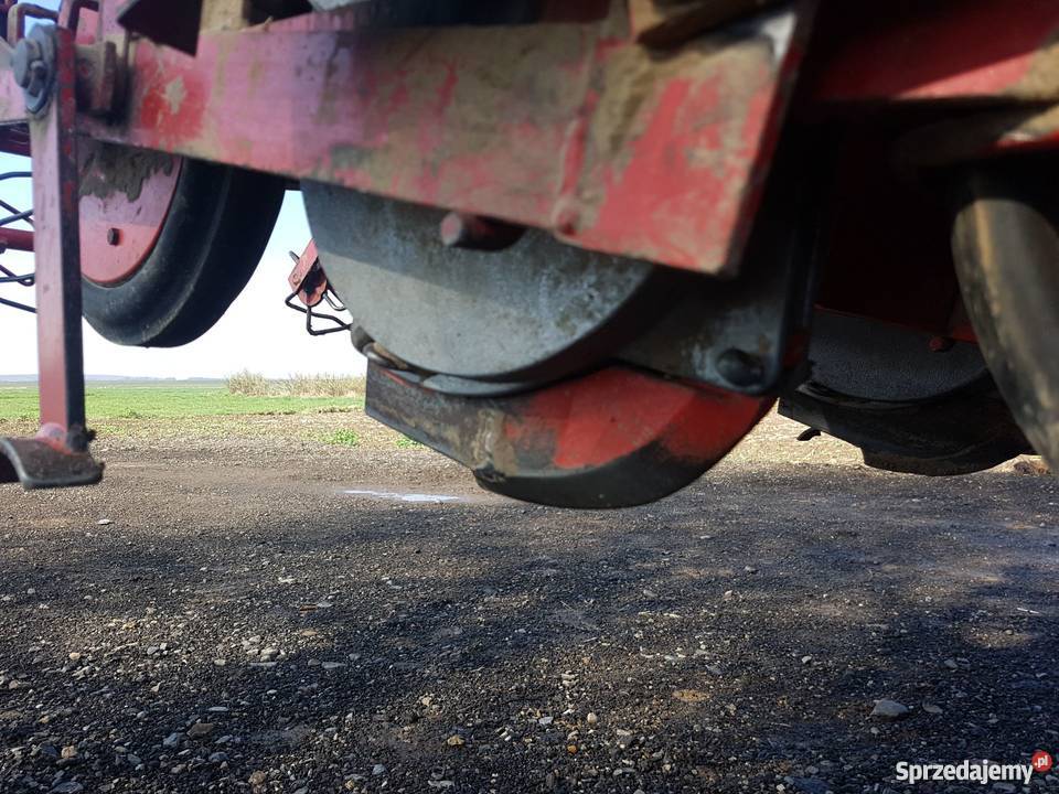 Siewnik do buraków BEKER ładny 6 rzędów lubelskie Dragany