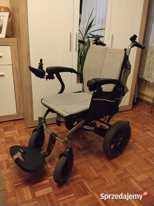 Wózek inwalidzki elektryczny MEDLIFE sprzedam