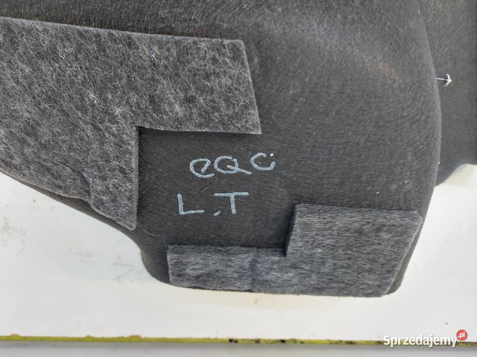 Mercedes EQC 400 W293 TAPICERKA BOCZEK DRZWI