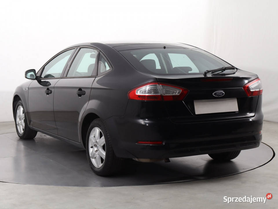 Ford Mondeo 16 i nieuszkodzony