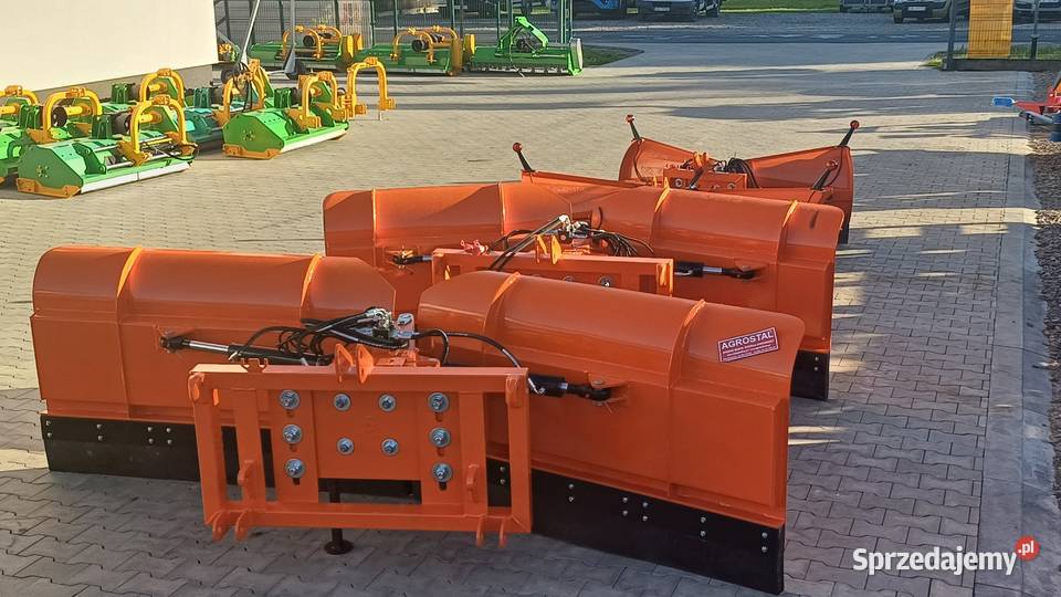 Pług do śniegu odśnieżny strzałka hydrauliczny Wola Różaniecka