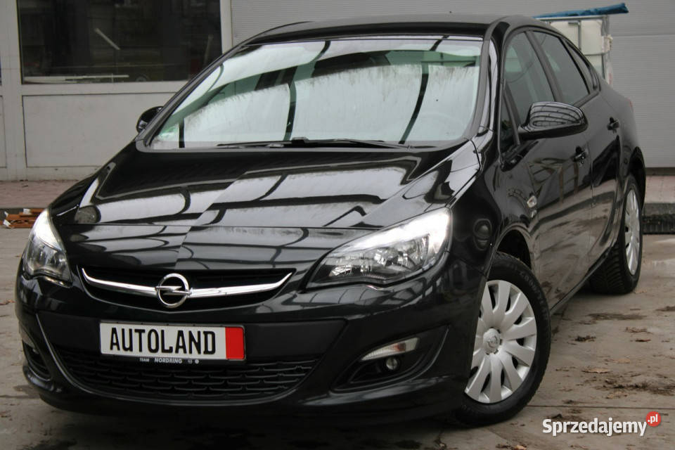 Opel Astra ACTIVEOryginalny lakierMaly śląskie sprzedam