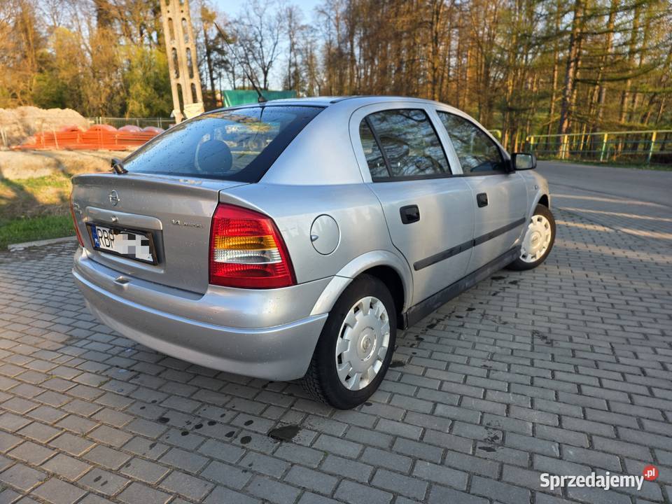 Opel Astra G 14 benzyna długie opłaty do 2027 90KM Brzozów
