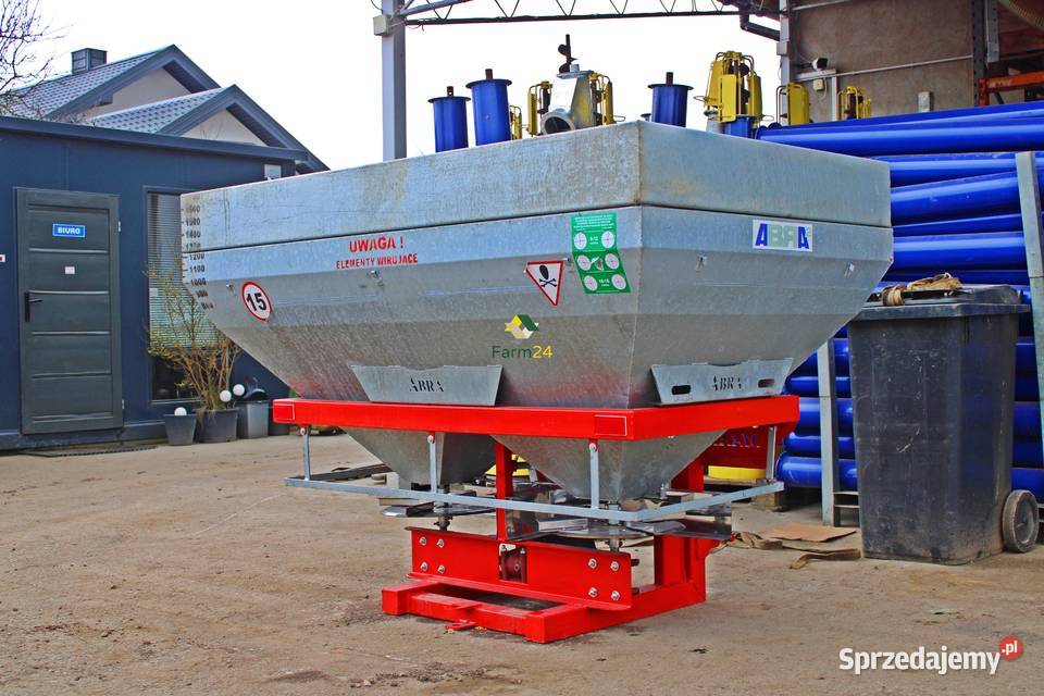 Rozsiewacz 700L 1200L 1700L Rozsiewacz nawozu 2 Kolonia Gorzędów