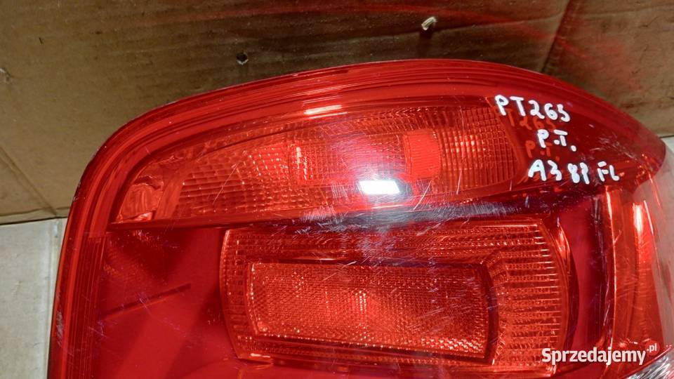 AUDI A3 8P LIFT LAMPA TYŁ PRAWA 3D Światła stop Zbierkowo sprzedam