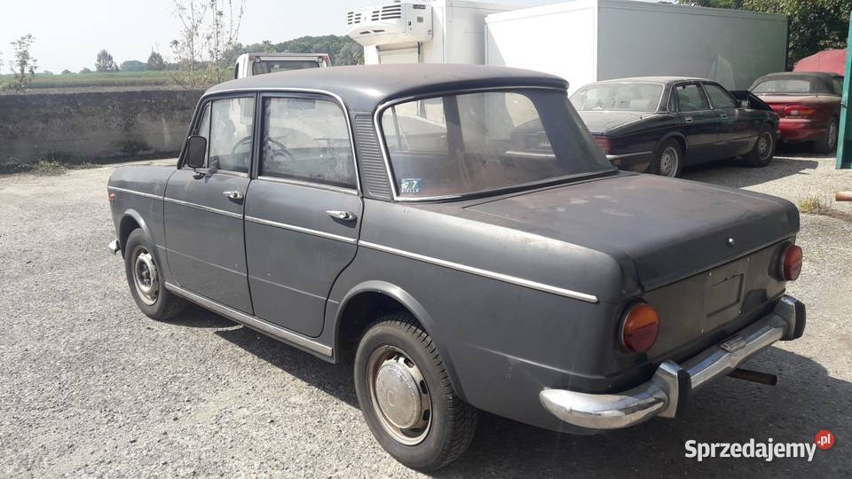 Sprzedam Fiata 1100 R garażowany