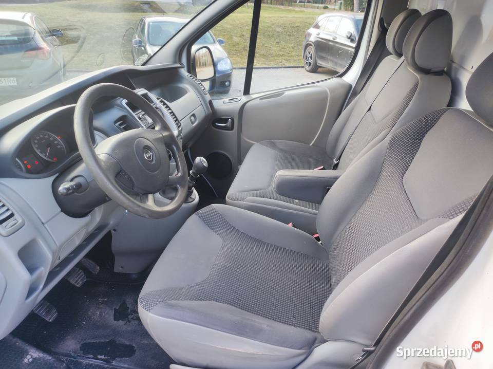 Opel Vivaro2014r 284 000 przebiegustan Opel Izdebnik sprzedam