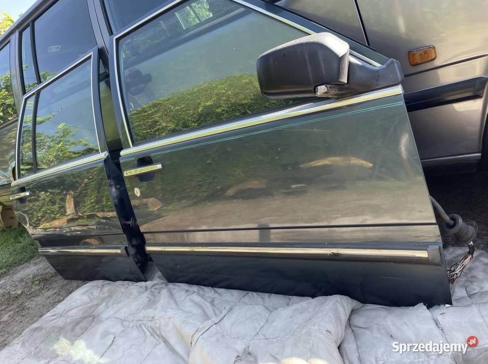Sprzedam drzwi do Volvo 740 760 940 960