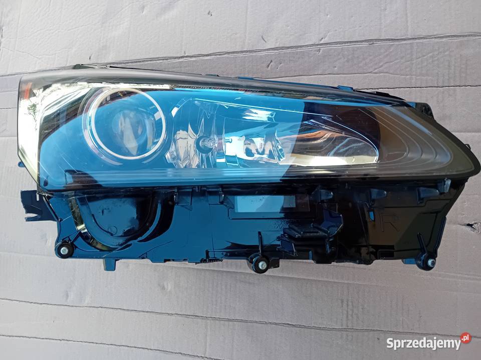Lampa lewa Lexus NX 300h 2017 przed liftem Hajnówka