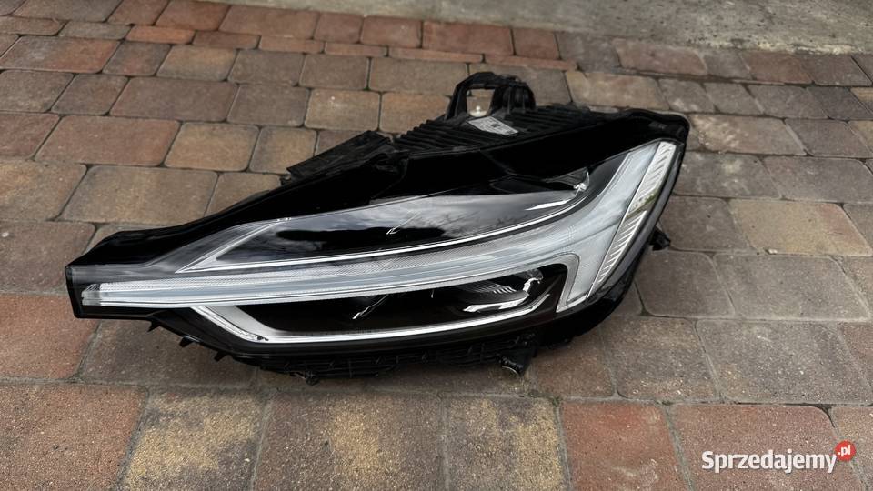 Lampa Volvo XC60 podkarpackie Futory