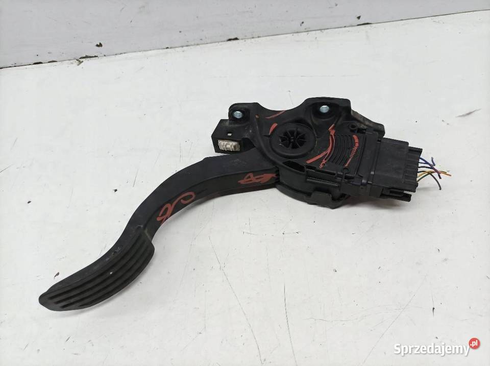 PEDAŁ POTENCJOMETR GAZU 31329058 24 D Volvo XC