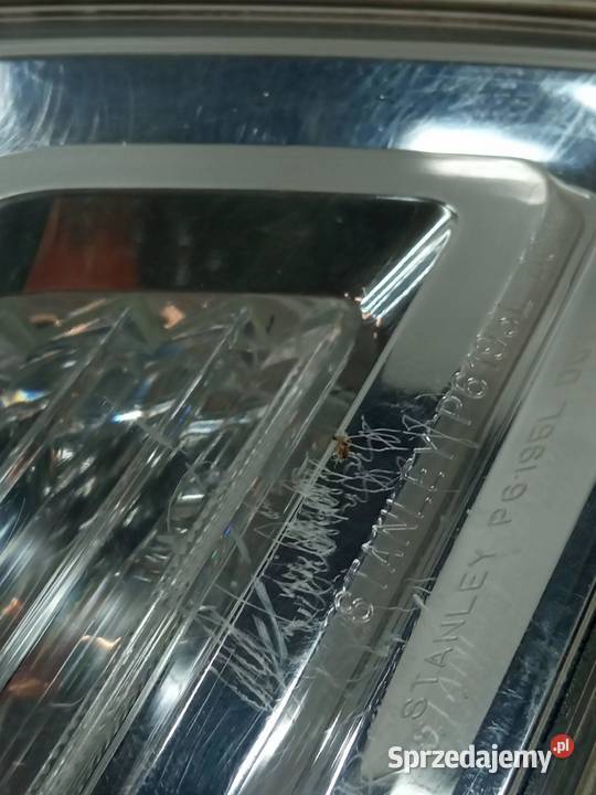 LAMPA TYŁ W KLAPĘ LEWA TD11513G0 Mazda CX9 I Lampy tylne sprzedam