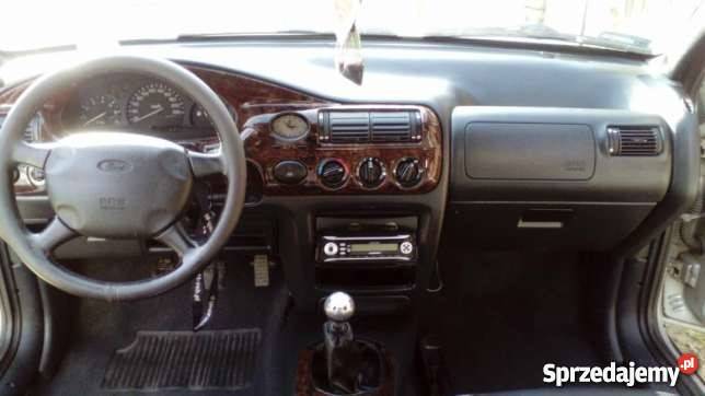 FORD ESCORT GHIA BENZYNAGAZ 115 ŁAŃCUT do 4/5 Escort Łańcut