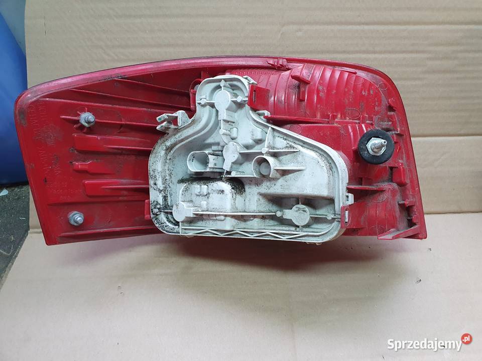 AUDI A3 8P LAMPA PRAWA TYLNA PRAWY TYŁ Międzychód