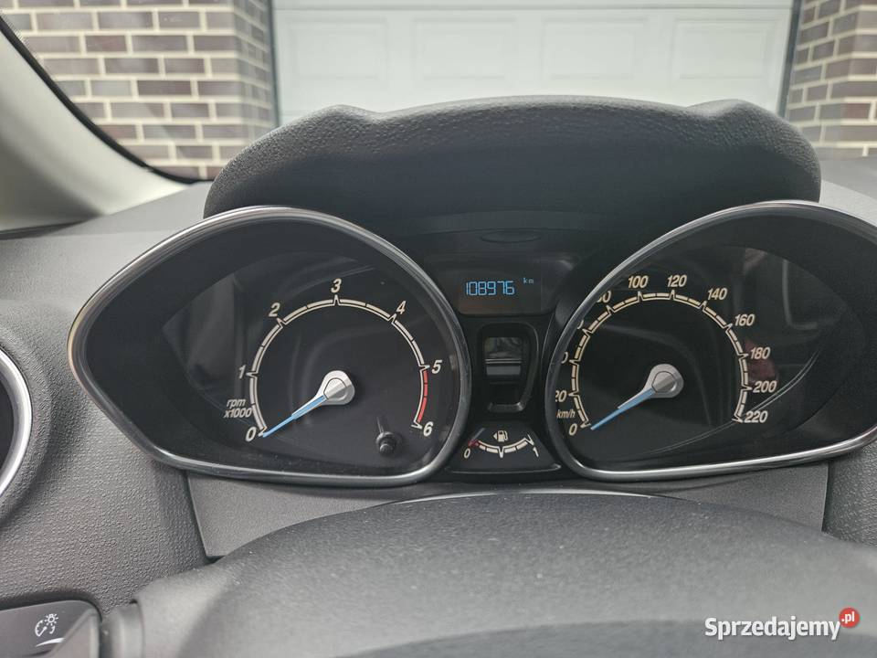 SPRZEDAM FORD FIESTA 2015 Nowogard sprzedam
