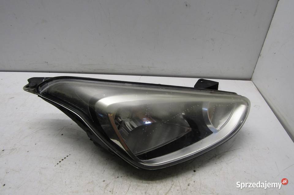 LAMPA PRZEDNIA PRAWY PRZÓD HYUNDAI i10 II osobowe