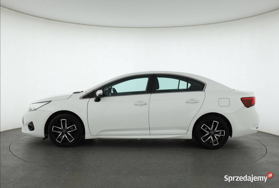 Toyota Avensis 18 Valvematic Rok produkcji 2015 mazowieckie Piaseczno sprzedam