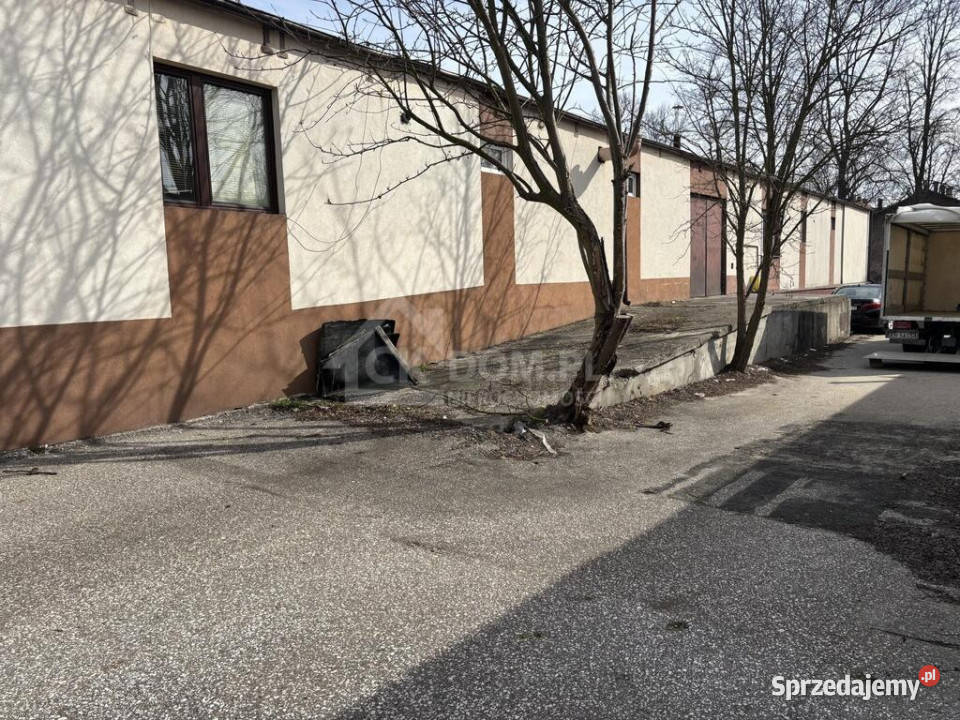 Budynek handlowousługowy 290 m Pińczów