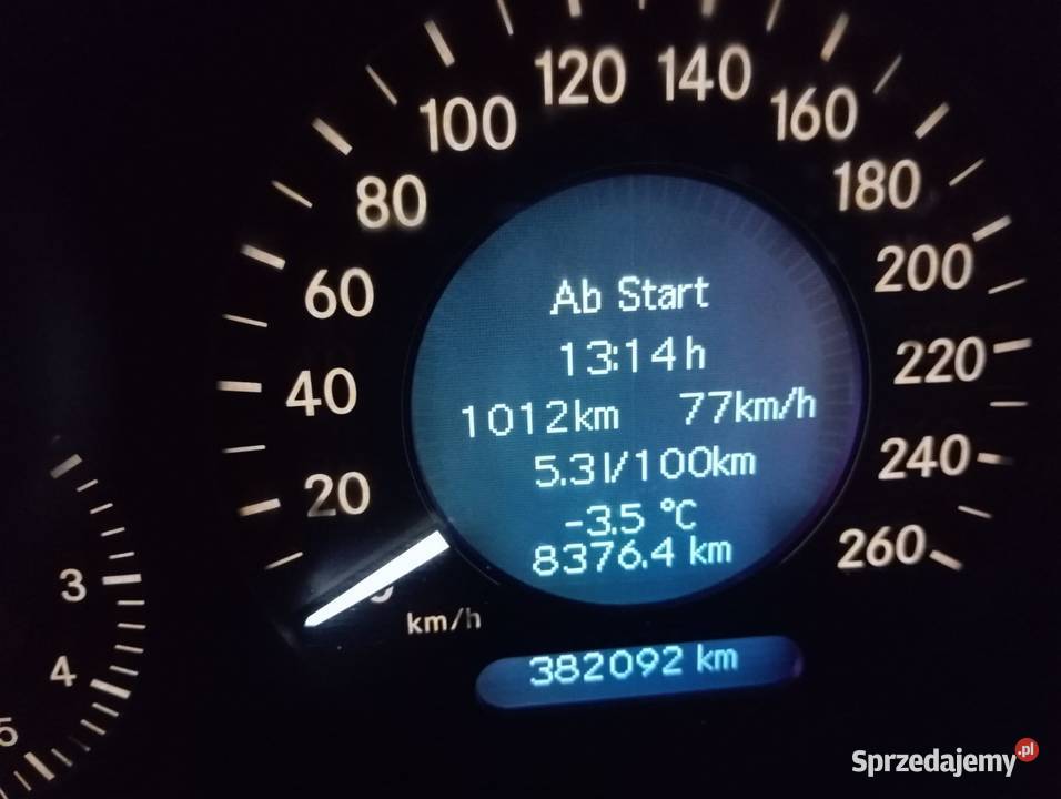 Mercedes W211 Biały 27 do jazdy małopolskie Krynica-Zdrój