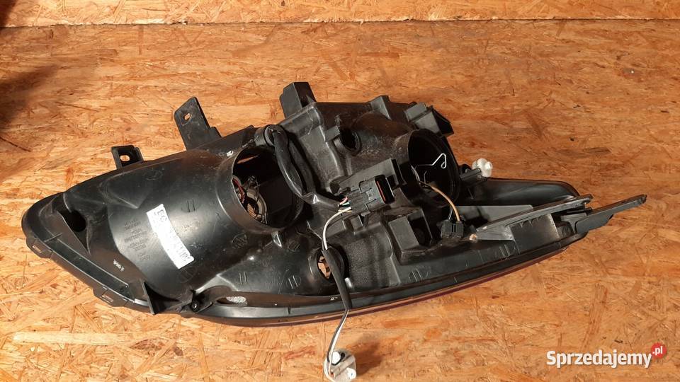 RENAULT KOLEOS I REFLEKTOR LAMPA LEWA PRZÓD Lampy przednie wielkopolskie Nowy Tomyśl