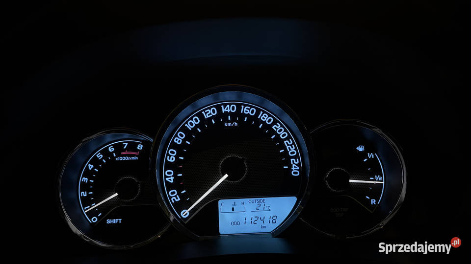 Toyota Corolla 16 VVTi 132 Salon Polska Drugi czujnik parkowania sprzedam