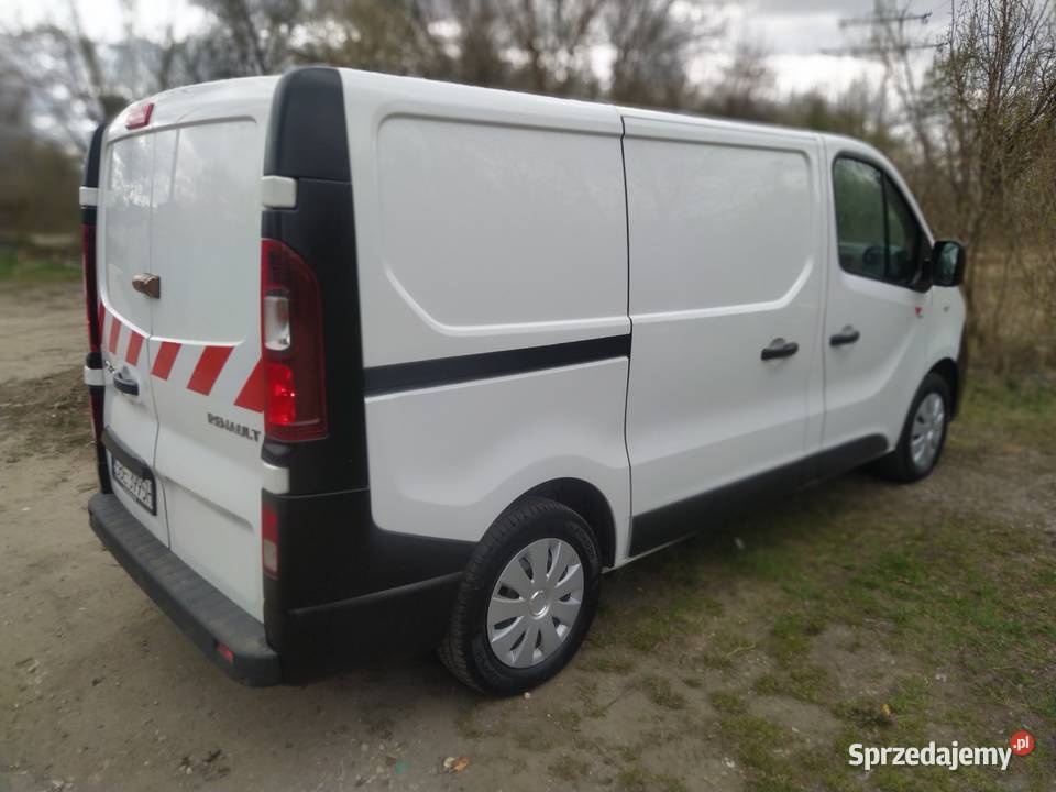 Renault Trafic 2018 mały przebieg nieuszkodzony Czeladź