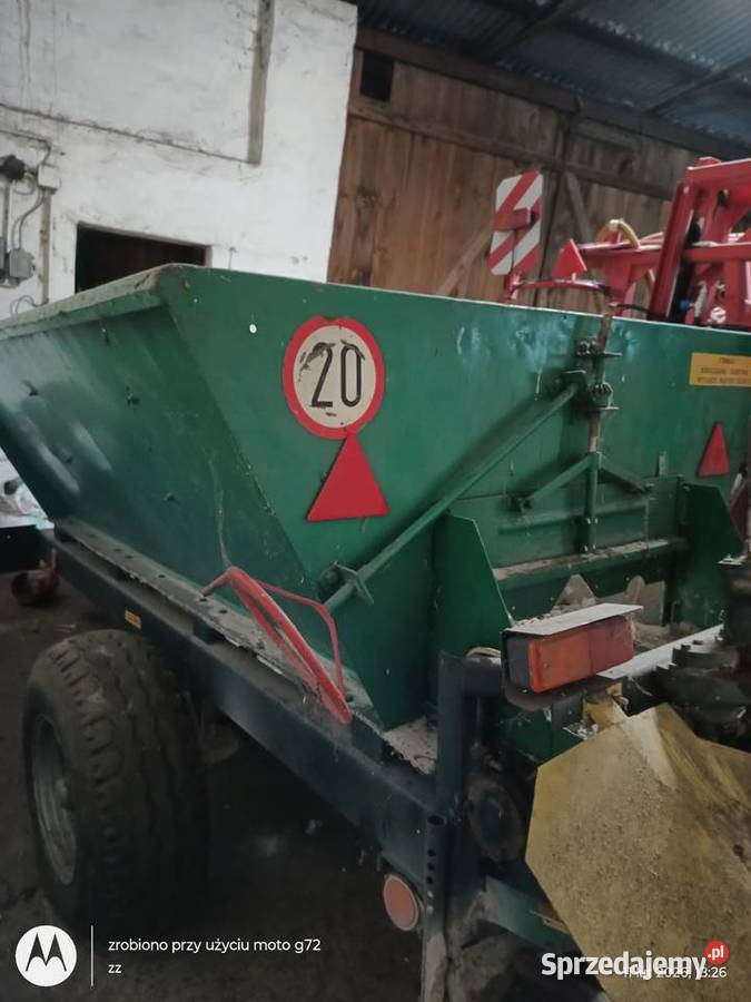 Piast do rozsiewania wapna Brzeg wielkopolskie Żołędnica