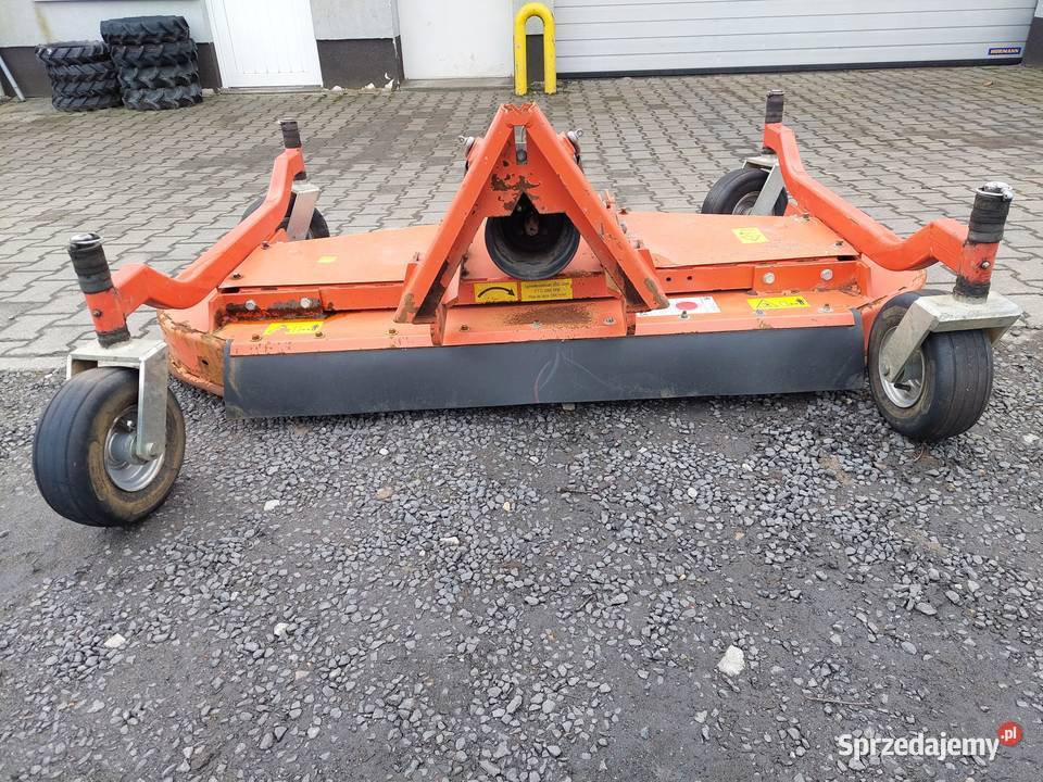 Kosiarka nożowa pielęgnacyjna do traktorka