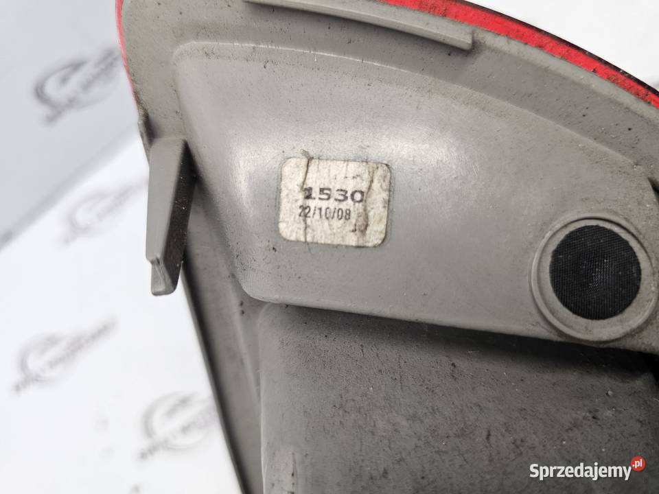 RENAULT MEGANE III 08r lampa lewa tył w klapę Kielce