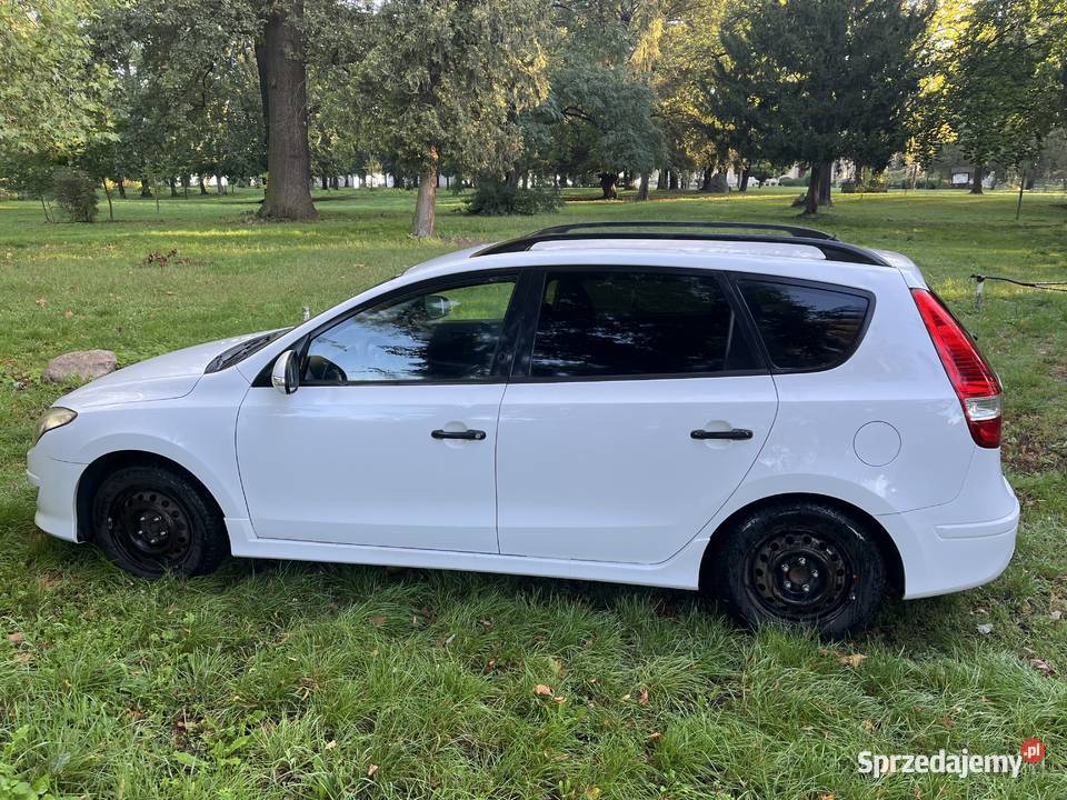 Hyundai I 30 kombi 14 benzyna Łosiów