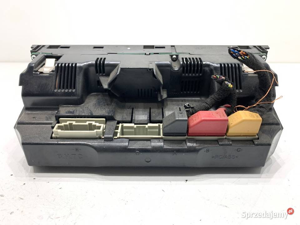 PANEL STEROWANIA NAWIEWU AUDI A6 C6 4F1820043F osobowe