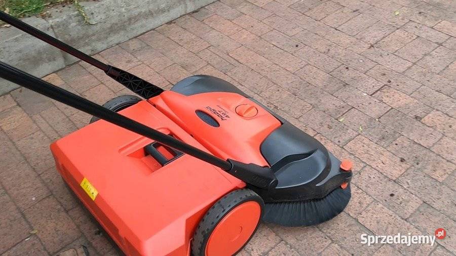 HAAGA STARMIX 497 ZAMIATARKA RĘCZNA PROWADZONA