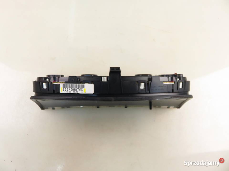 LICZNIK OPEL VECTRA C GTS 18 16V 13140907SD osobowe Liczniki i zegary