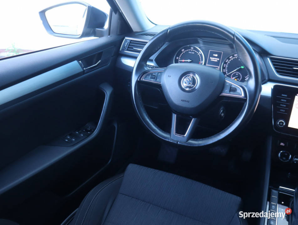 Skoda Superb 20 TDI nawigacja łódzkie Łódź