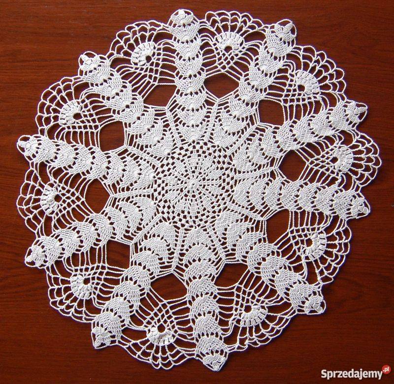 Serwetka szydełkowa 48 Obrusy i serwety Kluczbork