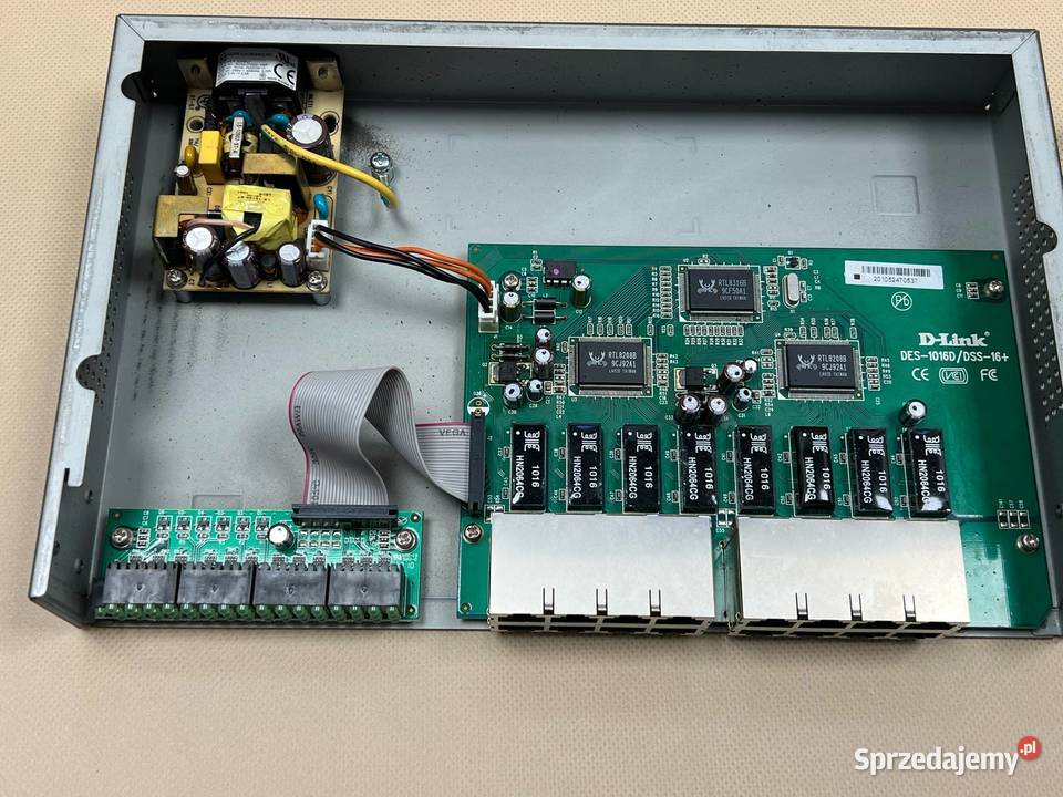 Switch DLink DES1016D Uszkodzony Obudowa