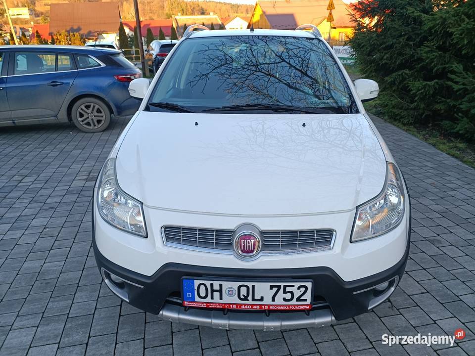 Suzuki SX4 2015 r 16 Benzyna 4x4 Bez Korozji VAT marża Nowy Sącz sprzedam