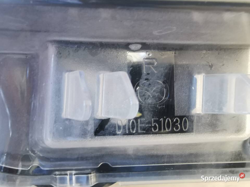 ORYGINALNA Lampa przednia Mazda CX3 OE D10E51030 prawe Pielgrzymka