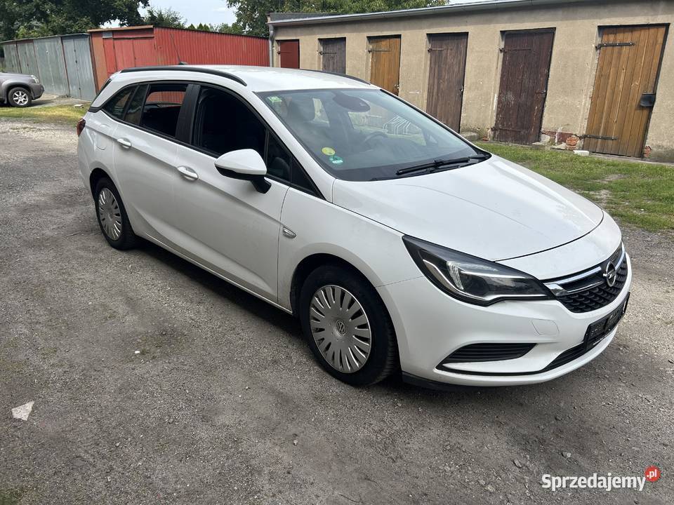 Opel Astra zarejestrowany 16 cdti Astra wielkopolskie Września