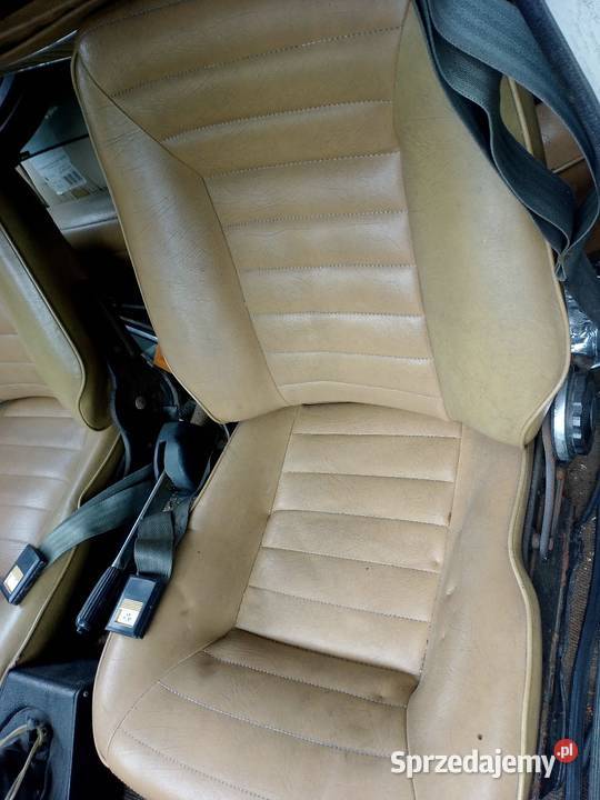 Fiat 124125 łada każda 4 drzwiowa loftt PRL Jarosław